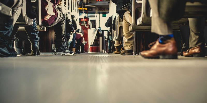 月饼定制全攻略:从礼盒设计到平台选择的专业技巧