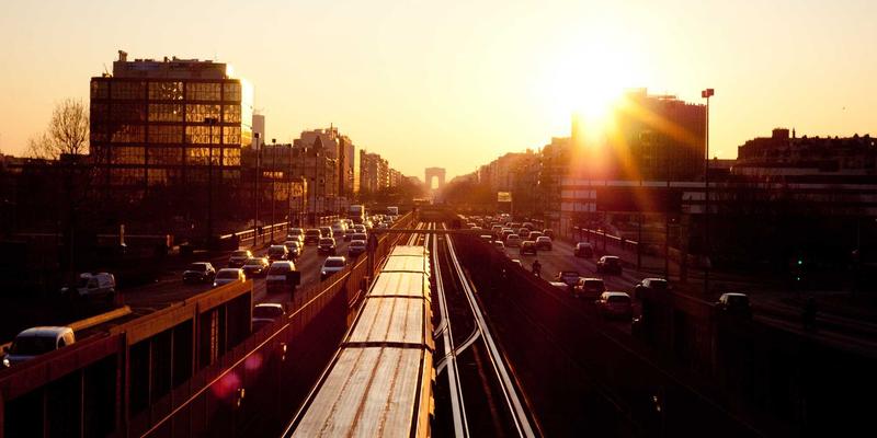 月饼定制礼盒的沉浸式开箱体验设计：从视觉到互动的创新