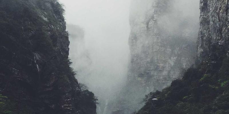 礼品平台新玩法：如何用AR技术为中秋礼品定制打造沉浸式品牌故事与互动体验